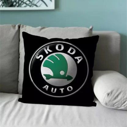 Perna cu imprimeu Skoda, fata detasabila si burduf 45 x 45 Magrot 20312 negru - imagine 3