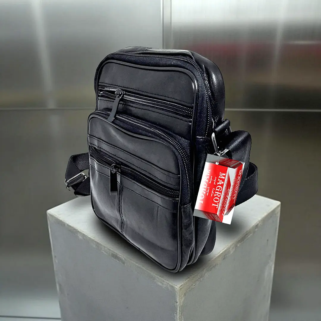 Borseta barbateasca de umar,neagra, din piele naturala 19/16 cm, Magrot 25059 3 Borseta barbateasca de umar,neagra, din piele naturala 19/16 cm, Magrot 25059